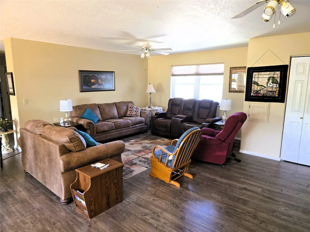 5574 Larson Lane Florence MT 59833