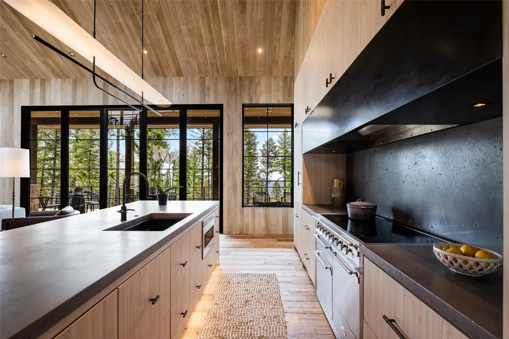 44 Elk Highlands Drive Whitefish MT 59937