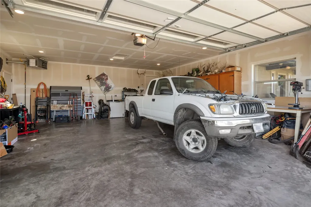 22 Country Meadow Lane Clancy MT 59634