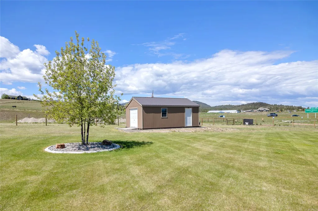 22 Country Meadow Lane Clancy MT 59634