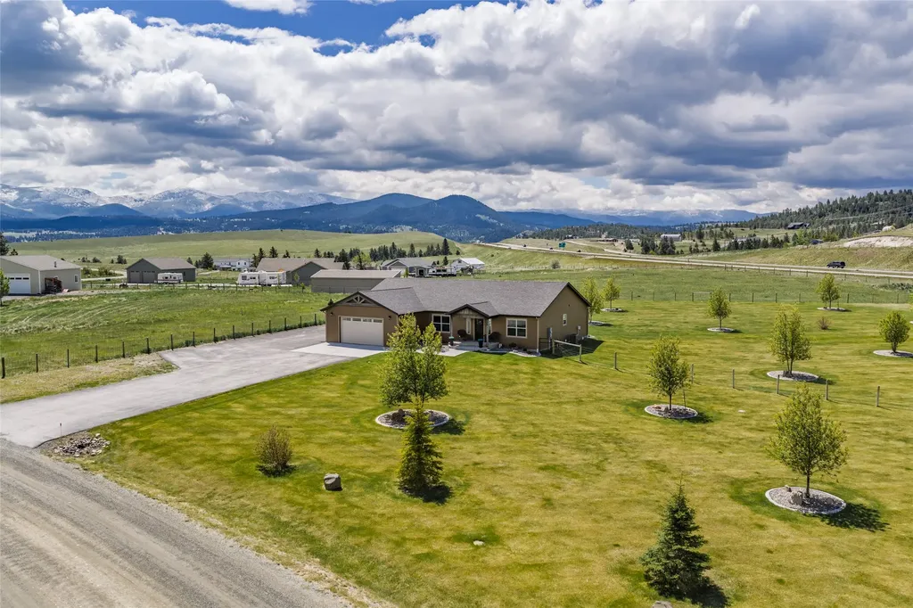 22 Country Meadow Lane Clancy MT 59634