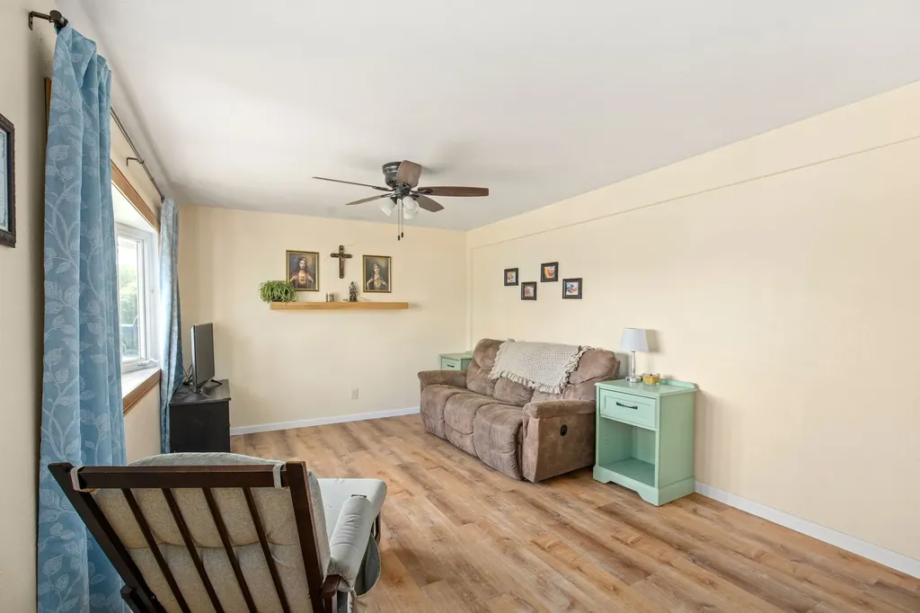 329 Riverview 4 W Great Falls MT 59404