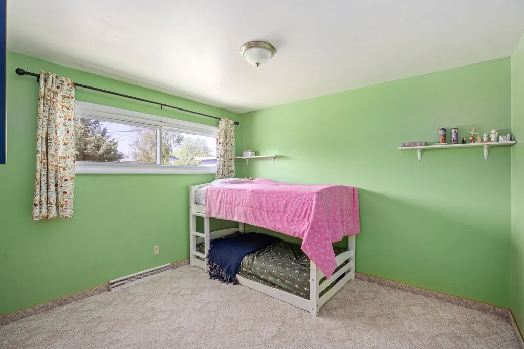 329 Riverview 4 W Great Falls MT 59404