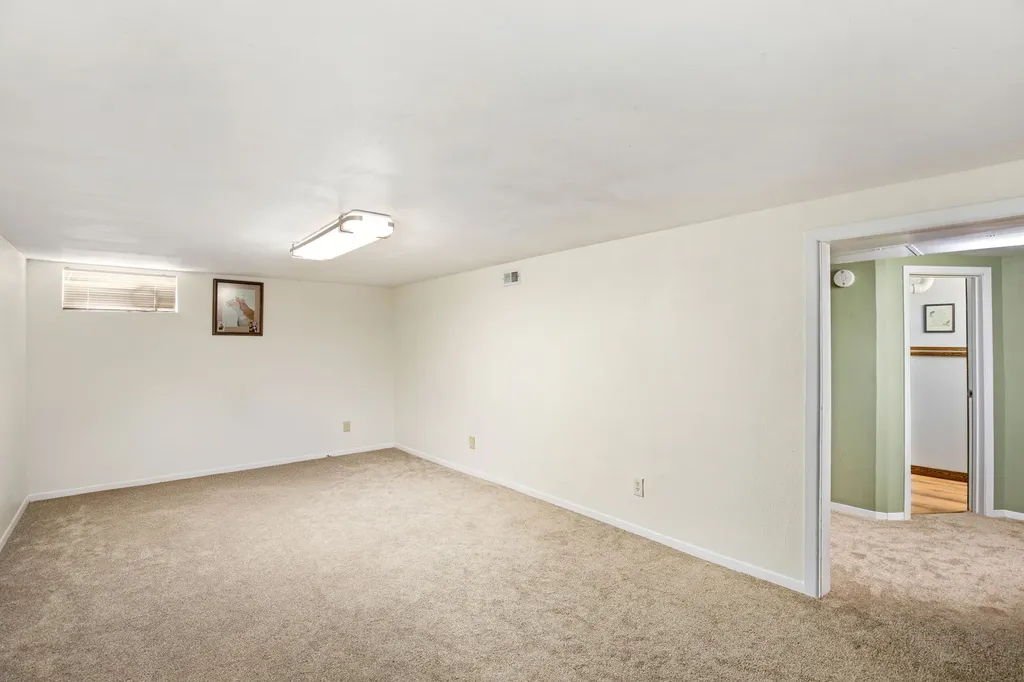 329 Riverview 4 W Great Falls MT 59404