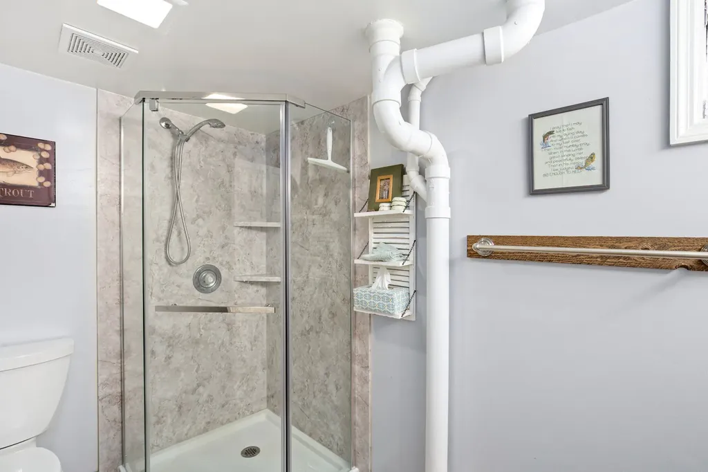 329 Riverview 4 W Great Falls MT 59404