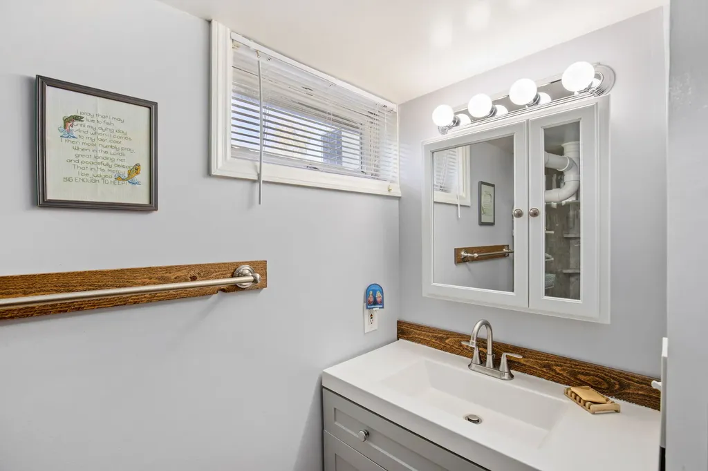 329 Riverview 4 W Great Falls MT 59404