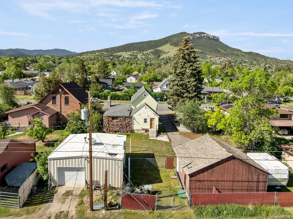 1016 Peosta Avenue Helena MT 59601