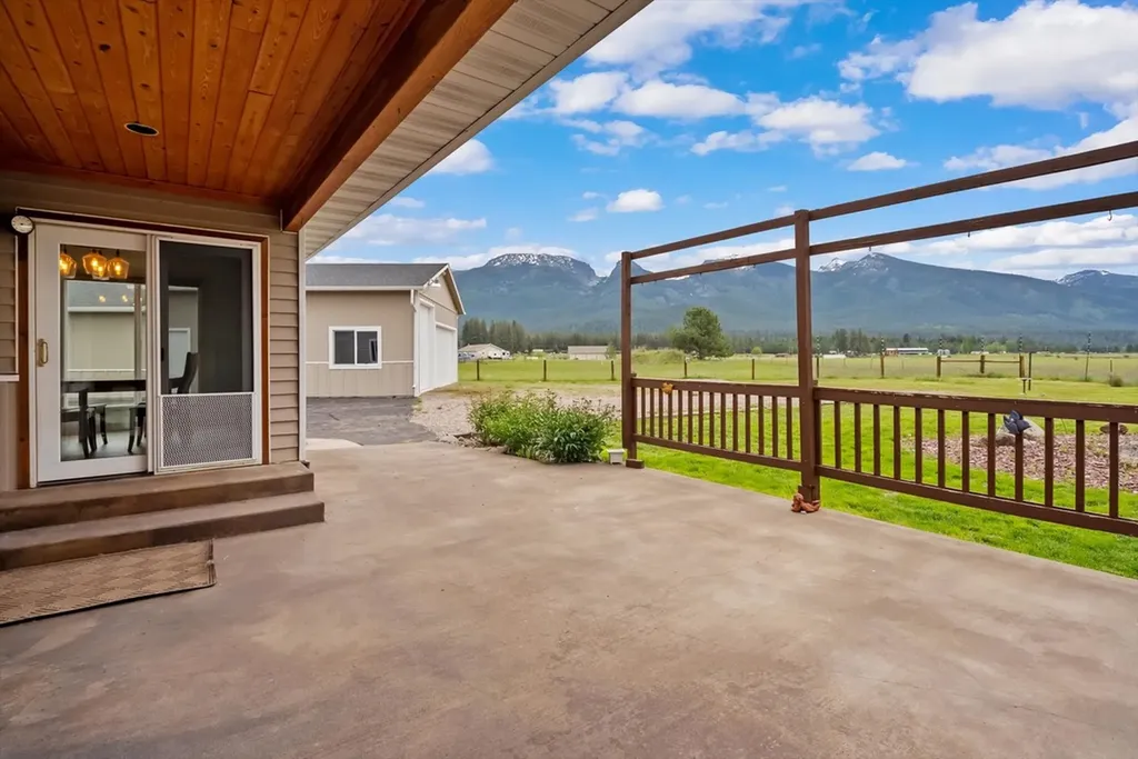 34105 Mud Lake Trail Polson MT 59860