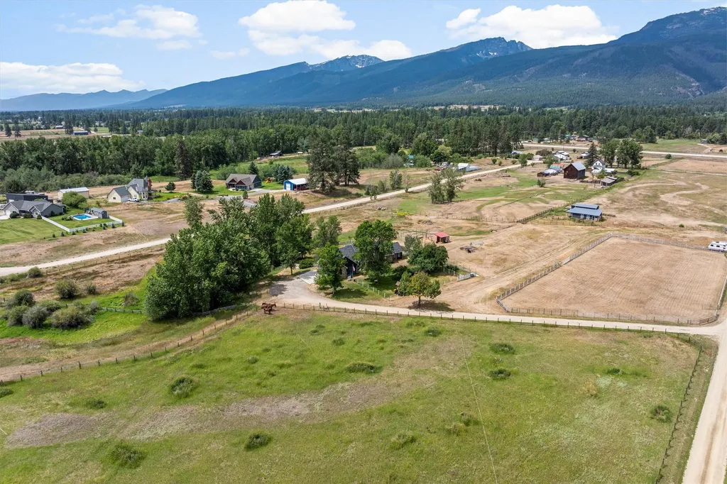 363 Poplar Lane Florence MT 59833