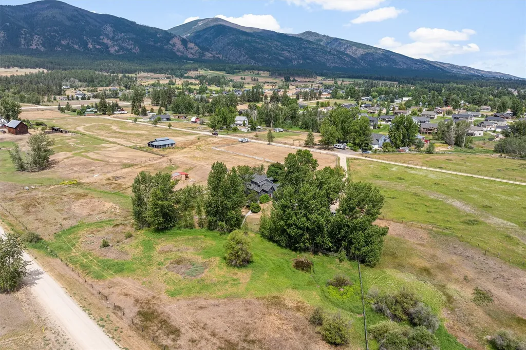 363 Poplar Lane Florence MT 59833