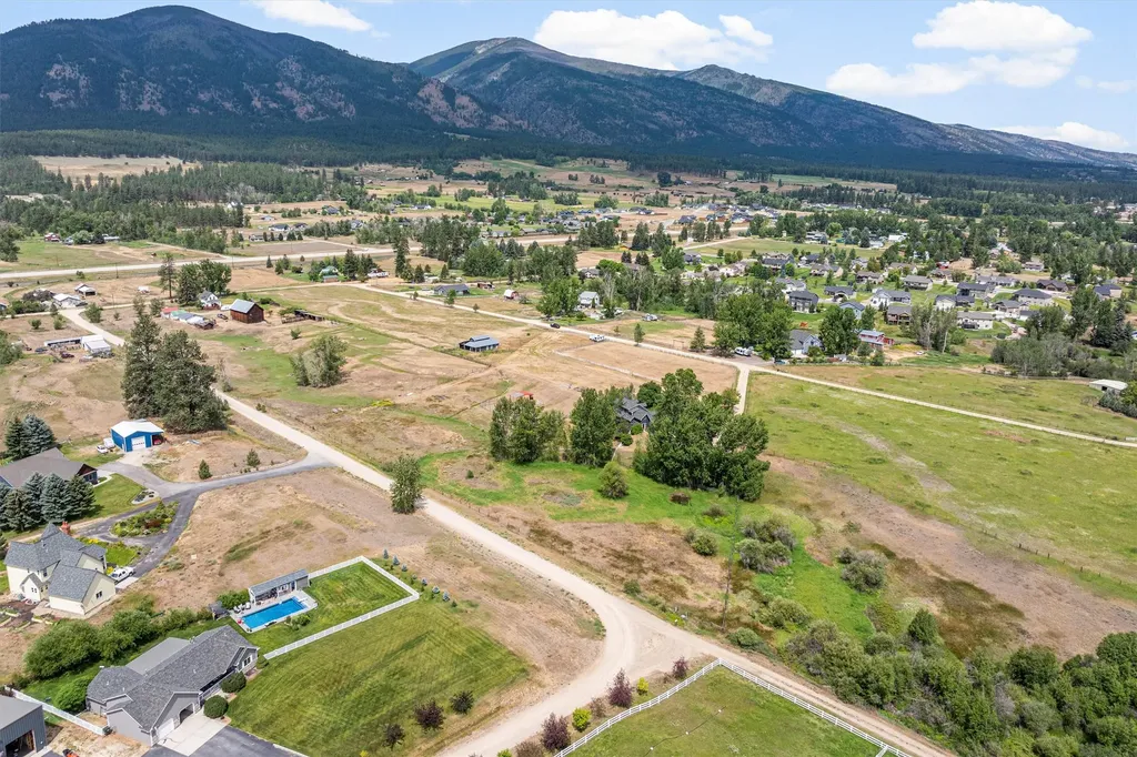363 Poplar Lane Florence MT 59833