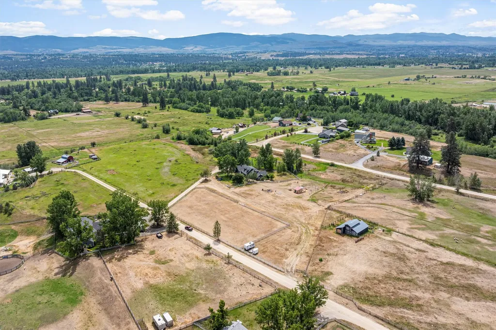 363 Poplar Lane Florence MT 59833