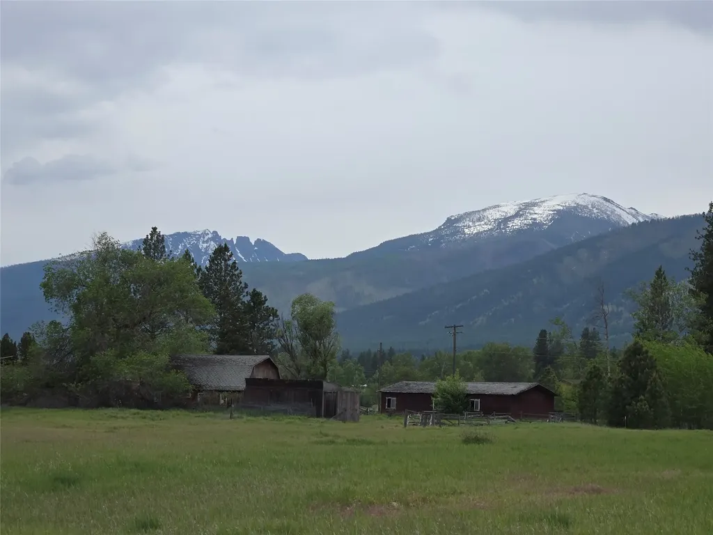 5616 Klements Lane Florence MT 59833