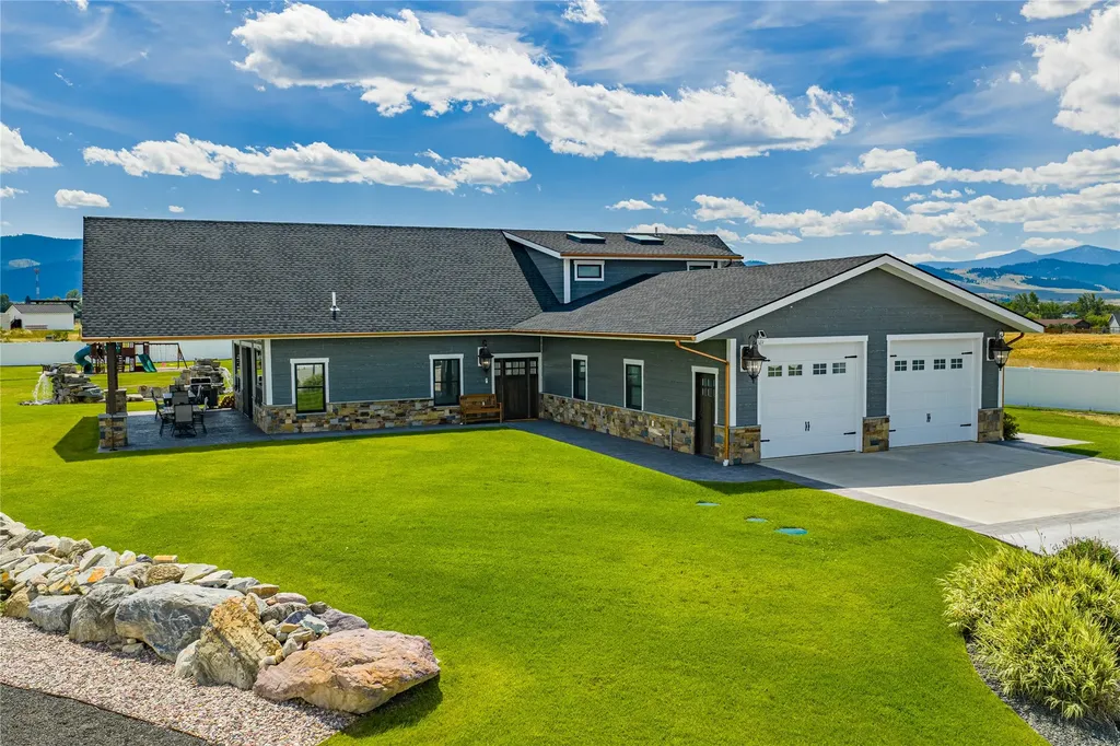 60951 Sparky Drive St Ignatius MT 59865