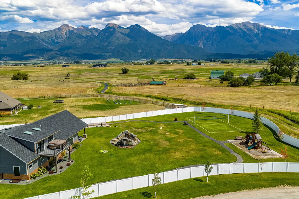 60951 Sparky Drive St Ignatius MT 59865
