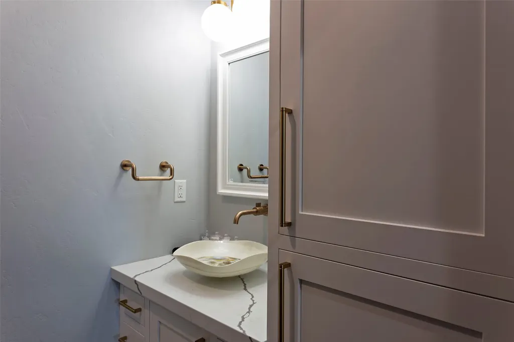 60951 Sparky Drive St Ignatius MT 59865