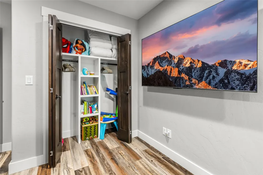 60951 Sparky Drive St Ignatius MT 59865