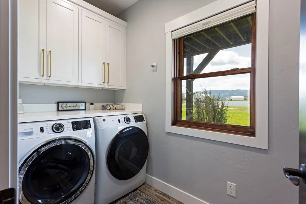 60951 Sparky Drive St Ignatius MT 59865