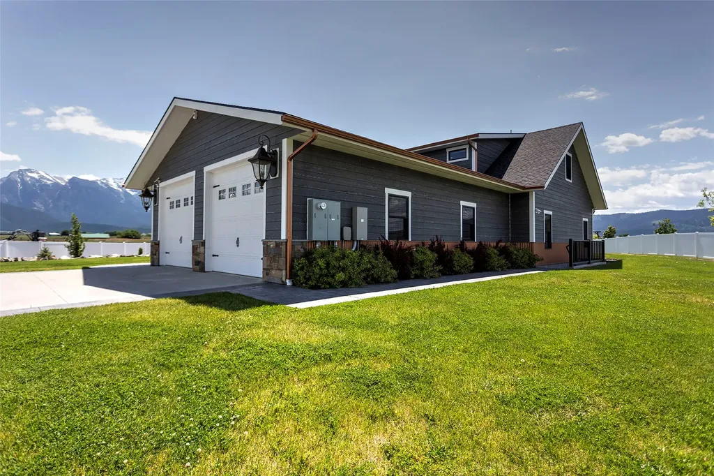 60951 Sparky Drive St Ignatius MT 59865