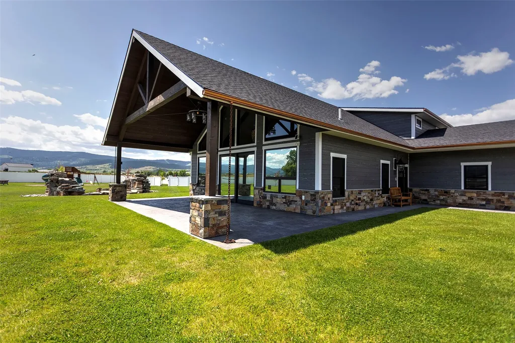 60951 Sparky Drive St Ignatius MT 59865