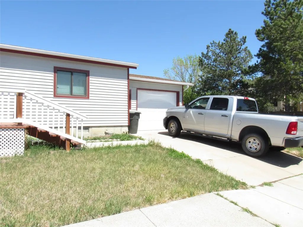 4223 8th Avenue N Great Falls MT 59405