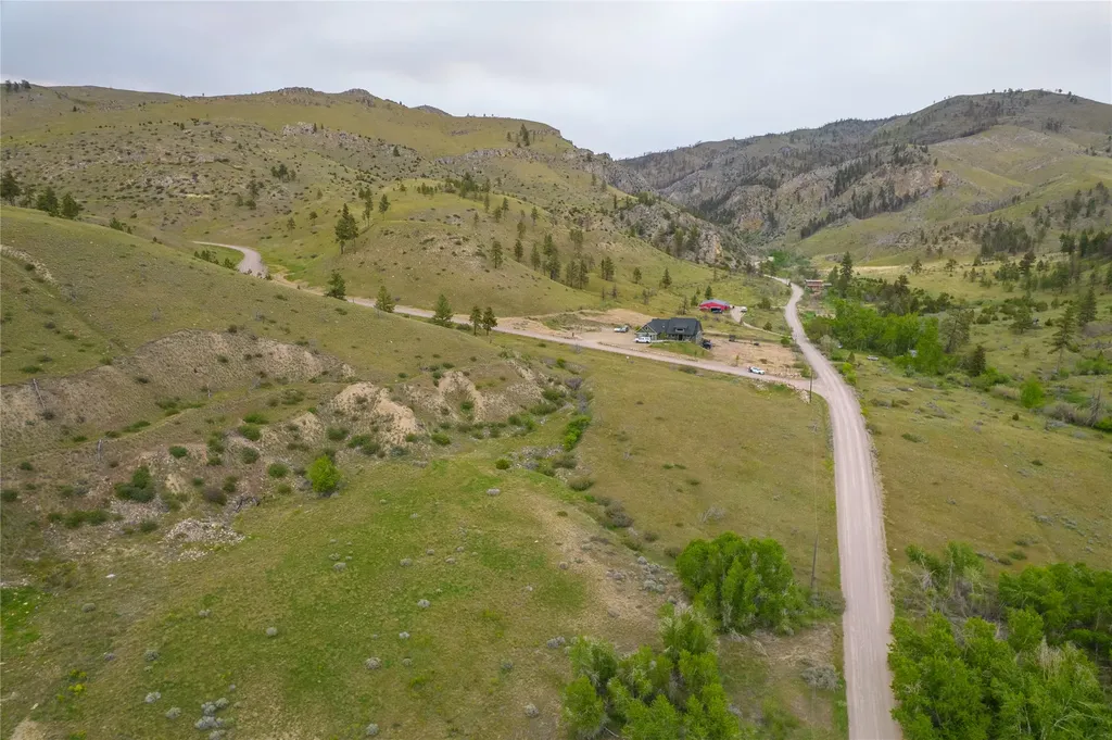 8585 Eagle View Road Helena MT 59602