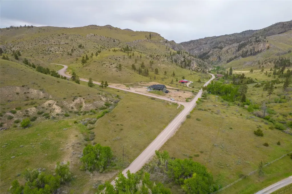 8585 Eagle View Road Helena MT 59602