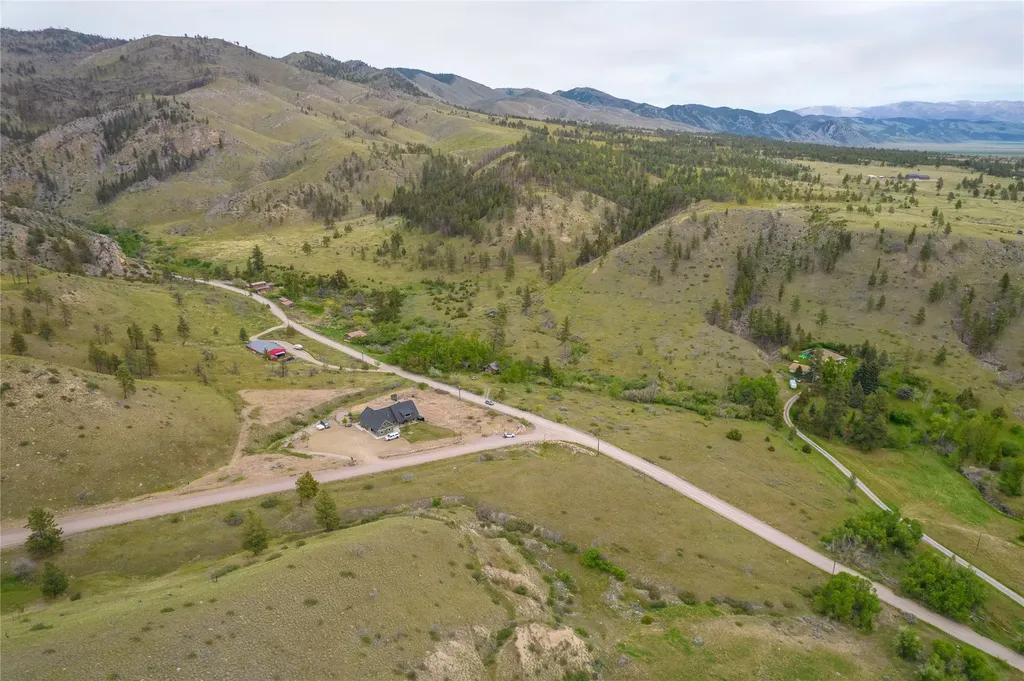 8585 Eagle View Road Helena MT 59602