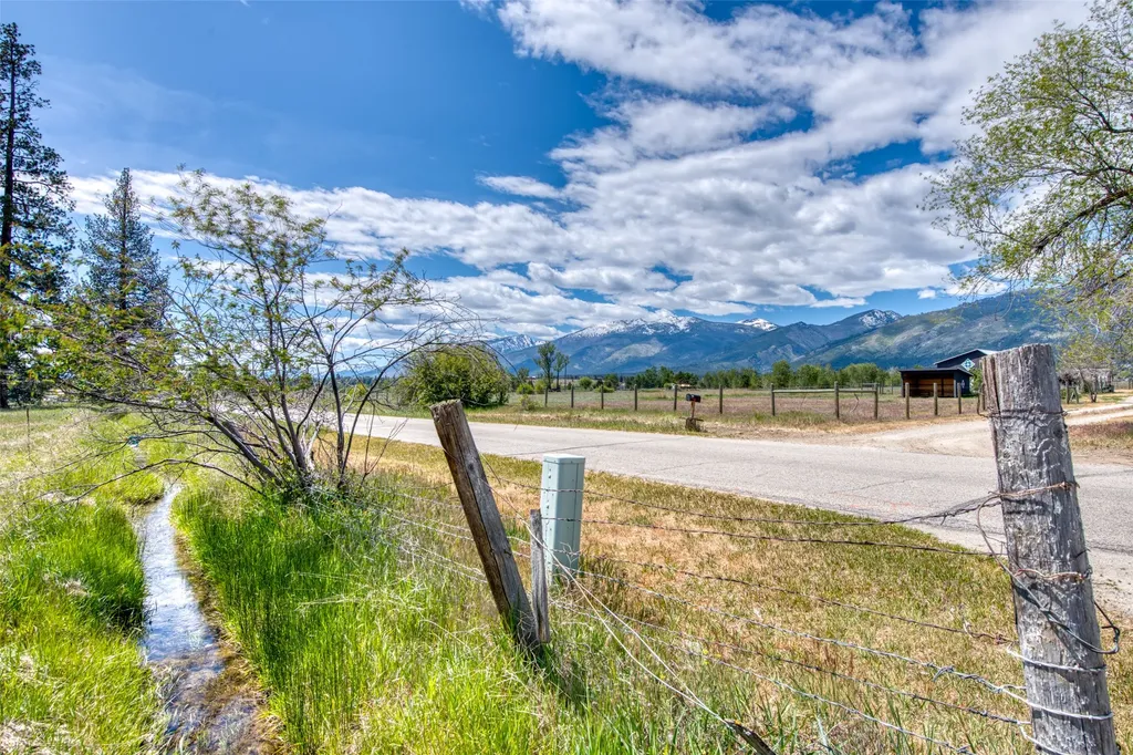 836 Orchard Drive Hamilton MT 59840