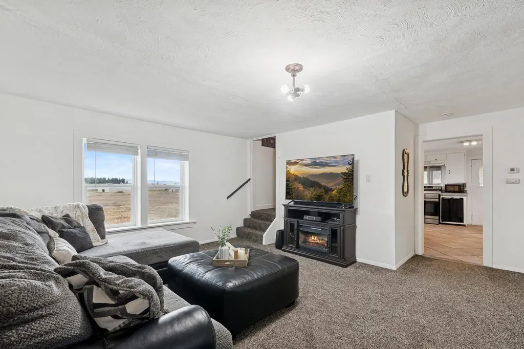 5464 Mt Highway 35 Kalispell MT 59901