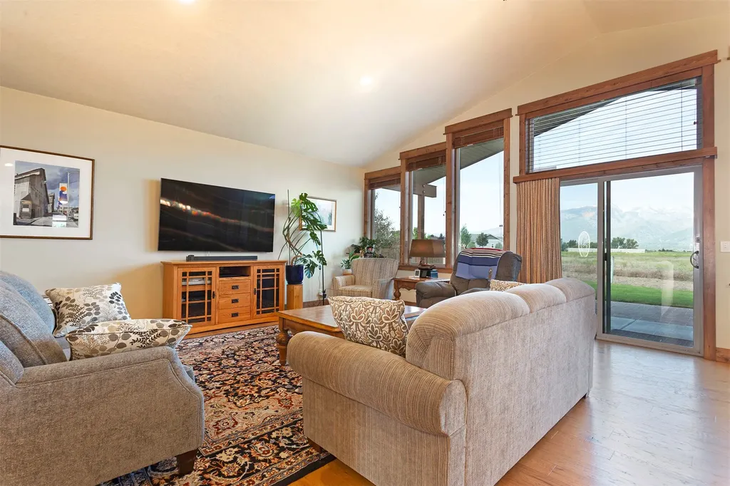 109 Hamburg Court Hamilton MT 59840
