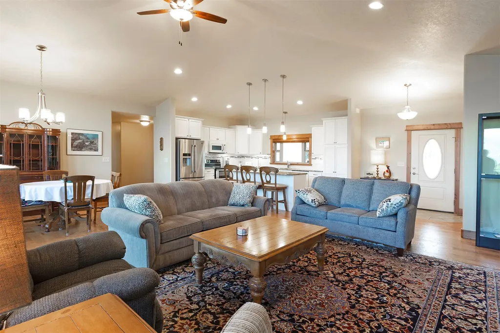 109 Hamburg Court Hamilton MT 59840