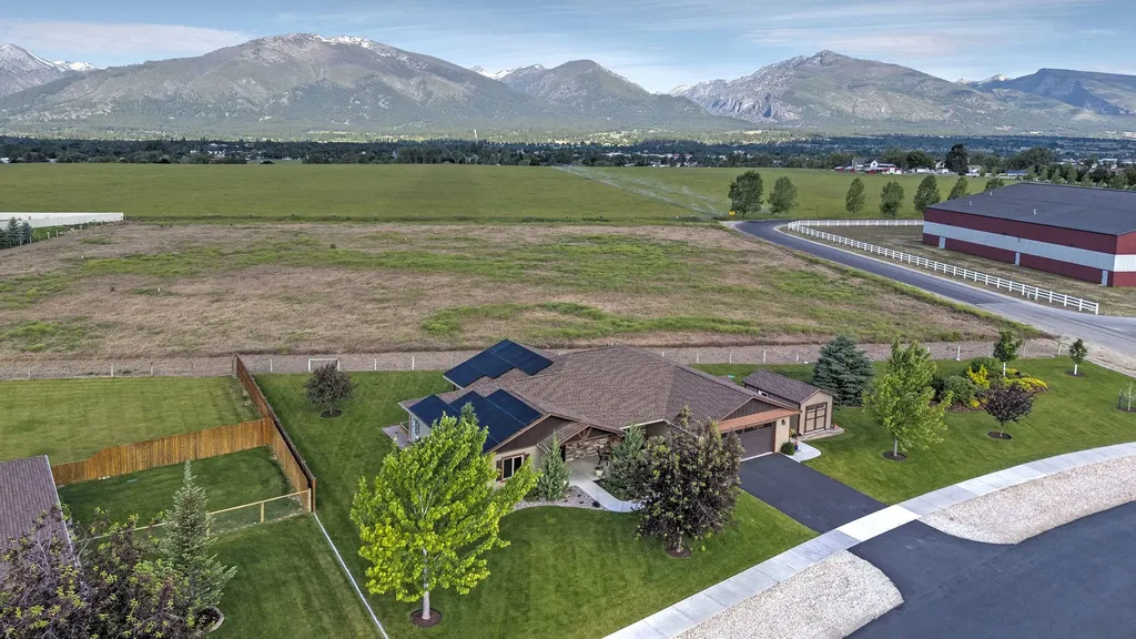 109 Hamburg Court Hamilton MT 59840