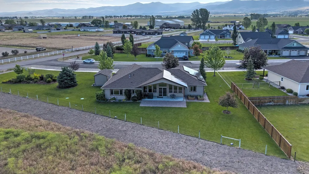 109 Hamburg Court Hamilton MT 59840