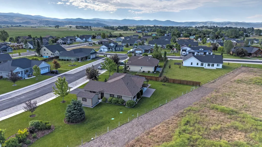 109 Hamburg Court Hamilton MT 59840