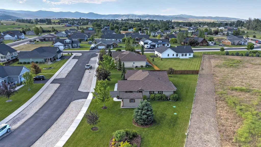 109 Hamburg Court Hamilton MT 59840