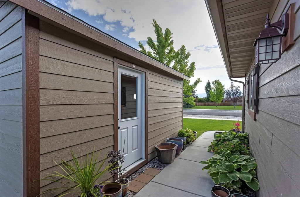 109 Hamburg Court Hamilton MT 59840