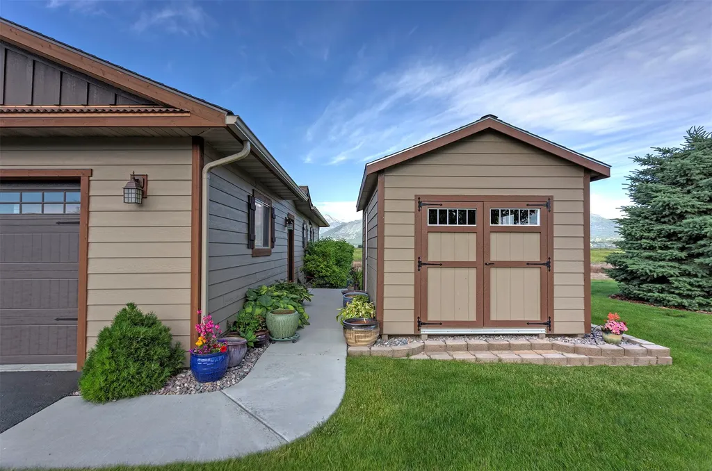 109 Hamburg Court Hamilton MT 59840