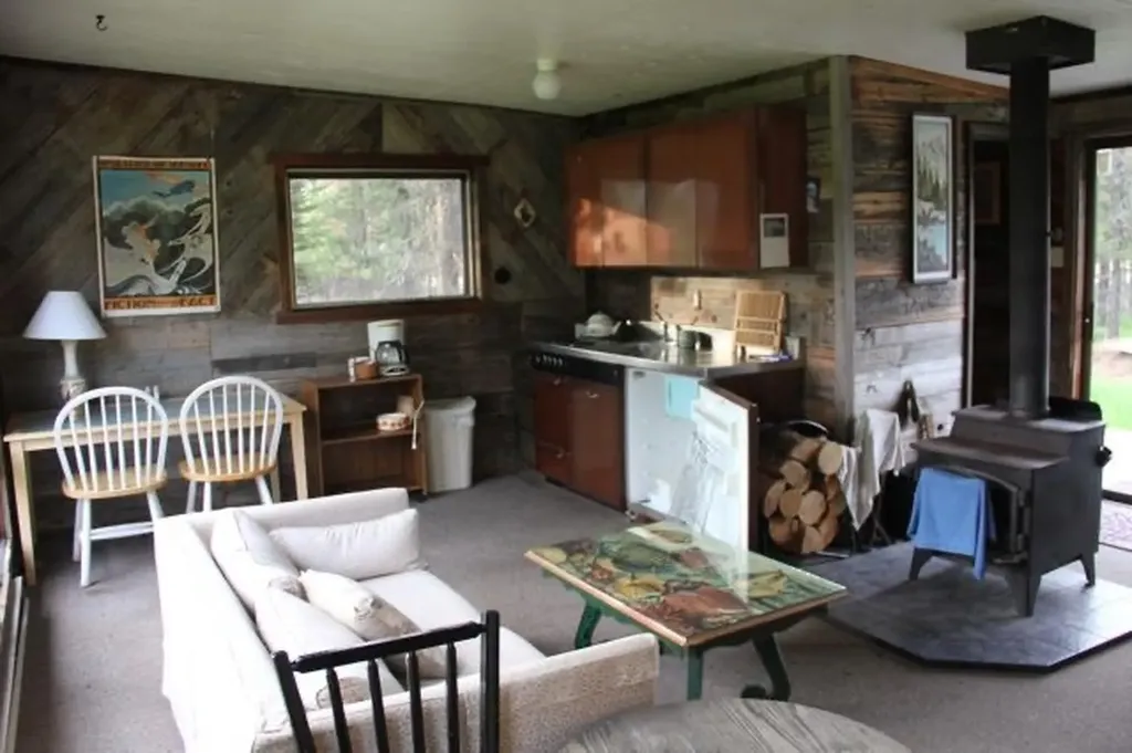 308 Charles Road Condon MT 59826