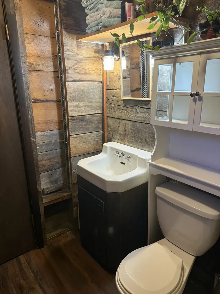 308 Charles Road Condon MT 59826
