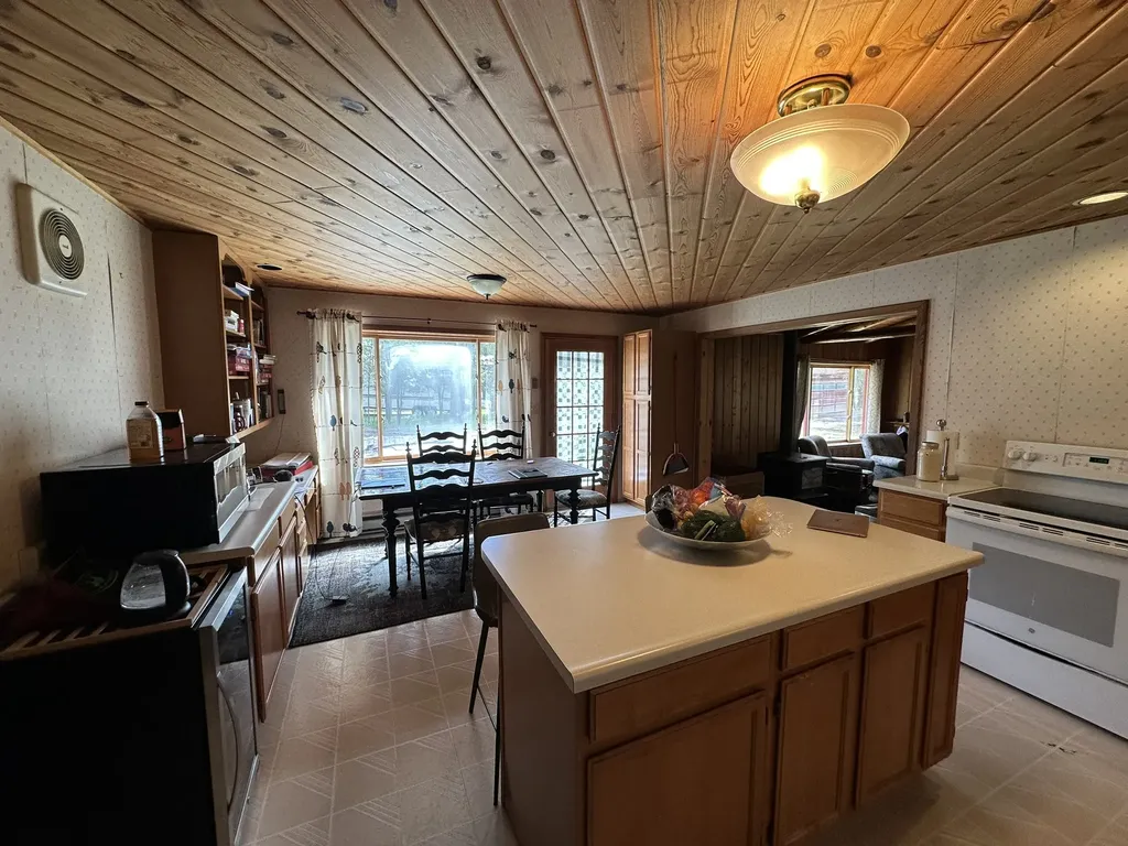 308 Charles Road Condon MT 59826