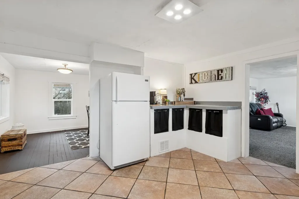 5464 Mt Highway 35 Kalispell MT 59901