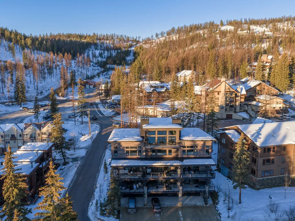 3812 Tamarack Avenue Whitefish MT 59937