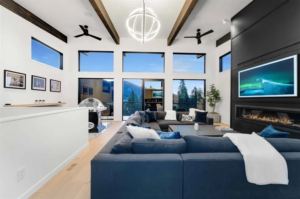3812 Tamarack Avenue Whitefish MT 59937