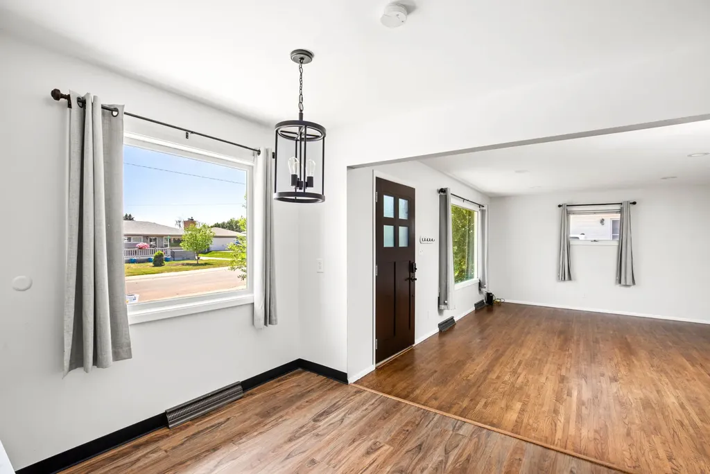 517 Riverview Drive E Great Falls MT 59404