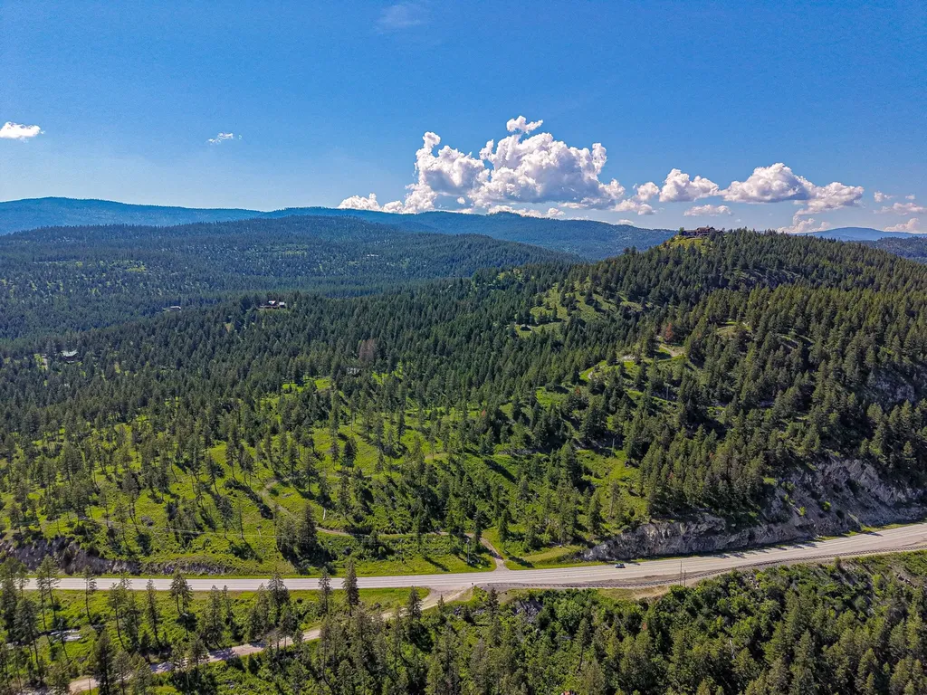 Nhn Waynona Way Lakeside MT 59922