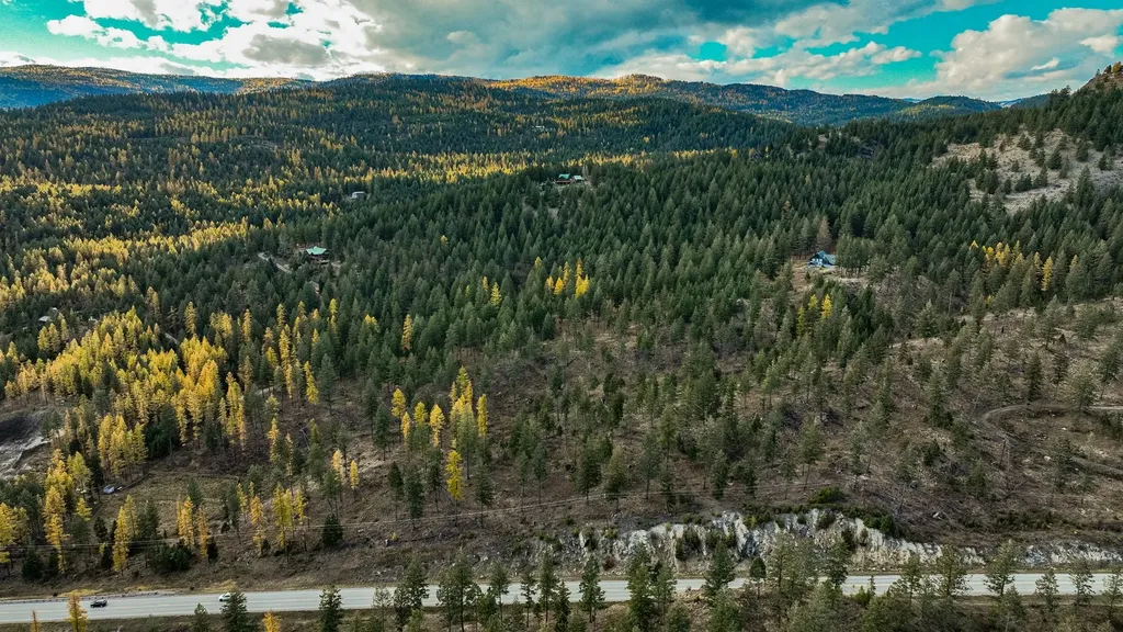 Nhn Waynona Way Lakeside MT 59922