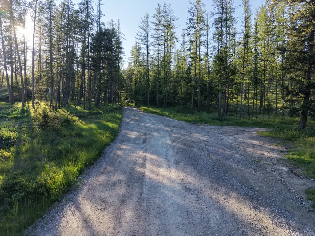 Nhn Waynona Way Lakeside MT 59922