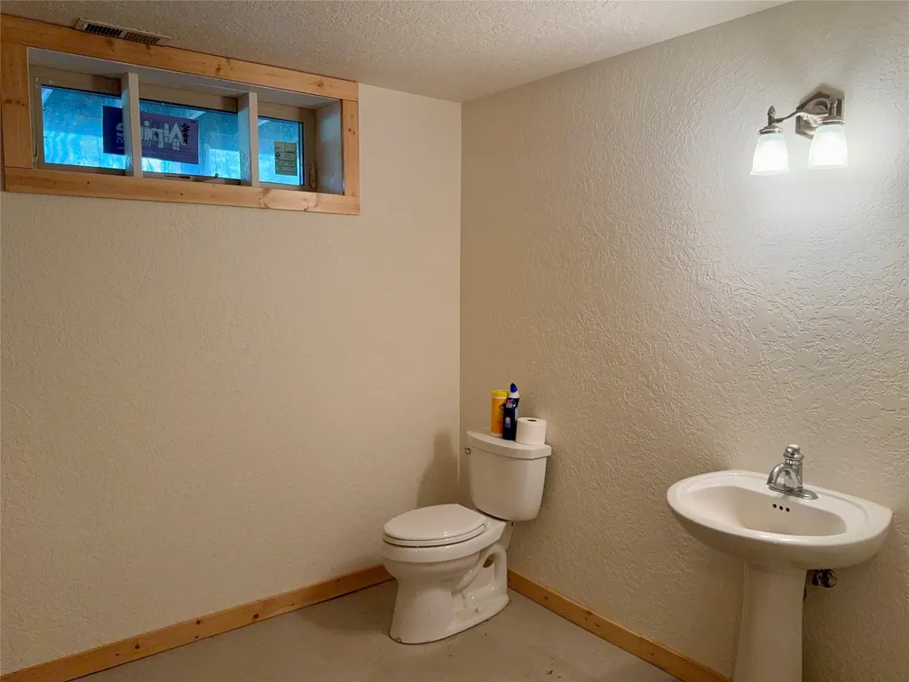 200 Airport Way Libby MT 59923
