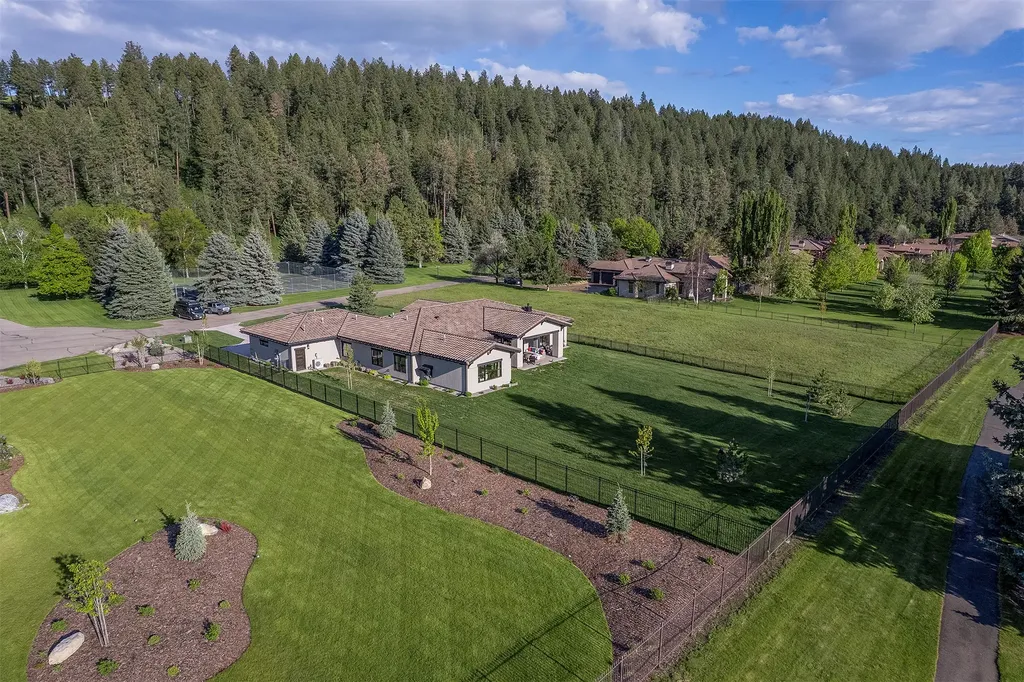 344 Chapman Lane Bigfork MT 59911